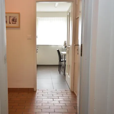 Spacious Near And Opera - Mill 512 *